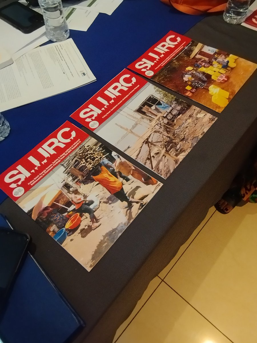 SLURC_FT's tweet photo. Investigating and discussing the #ServicesDelivery in #Freetown's #InformalAres in today's Stakeholder Engagement Workshop, as part of #ConnectedCities Project.
Sharing knowledge collected from and by the community of Portee-Rokupa on access to #Water #sanitation and #Energy https://t.co/mZQJatbtVH