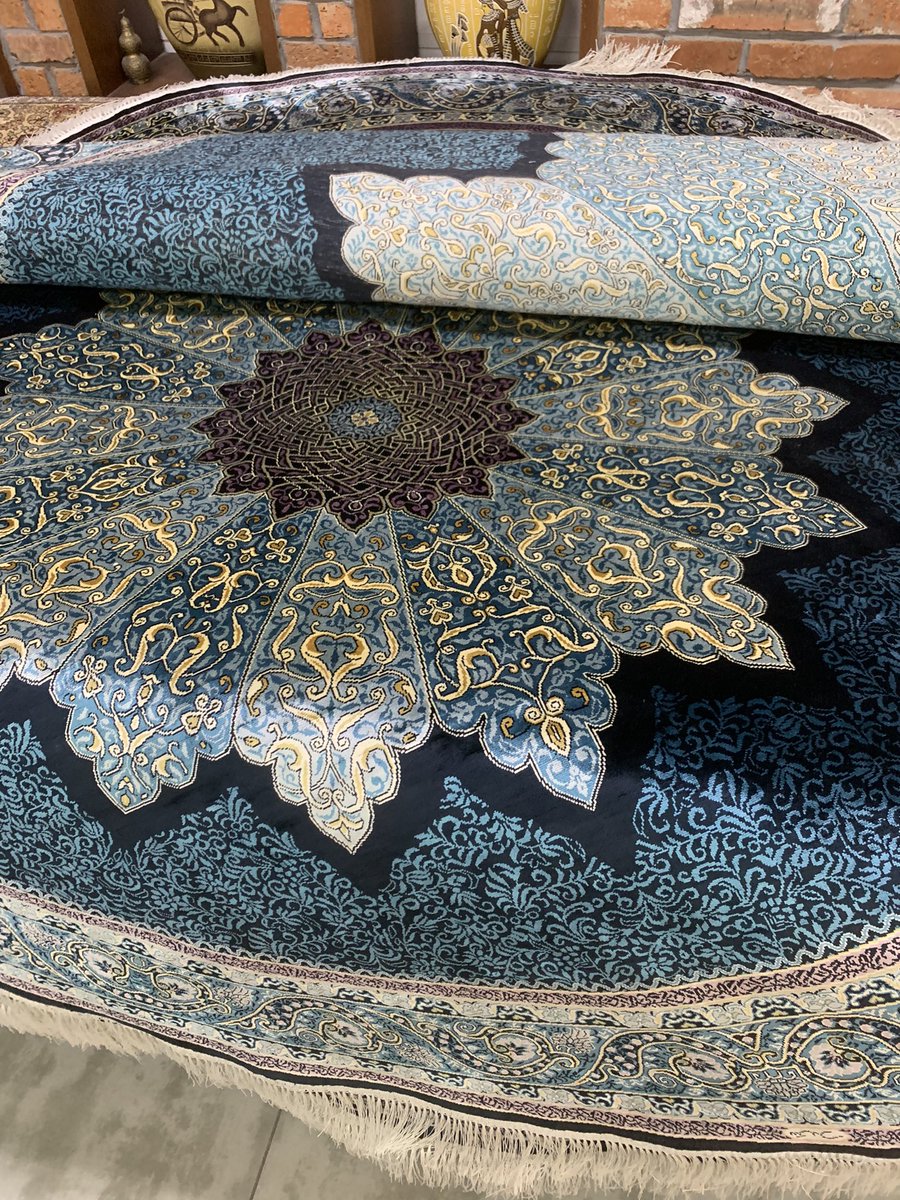 camelcarpet's tweet photo. 6x6ft round silk rug. #roundrug #roundcarpet https://t.co/PVKQmCrcl2