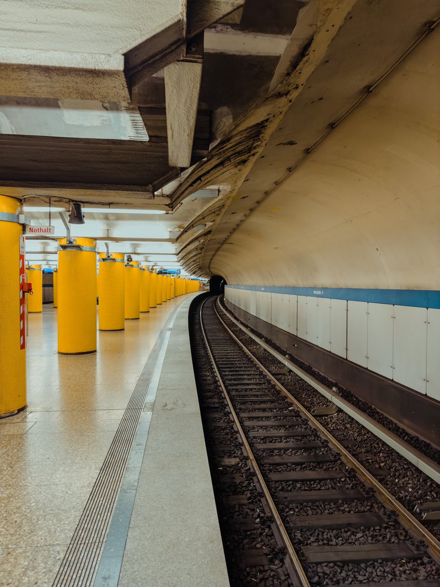 WeedAdd's tweet image. Poccistraße U-Bahnstation #pocci #poccistrasse #poccistraße #ubahn #ubahnstation #munich #münchen #minhen #minken #metro #metrostation #deutschland #njemacka #germany #underground