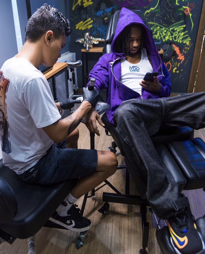 OneJoblessBoy's tweet photo. Jeriq understands branding through and through. https://t.co/AuROfF0n0l