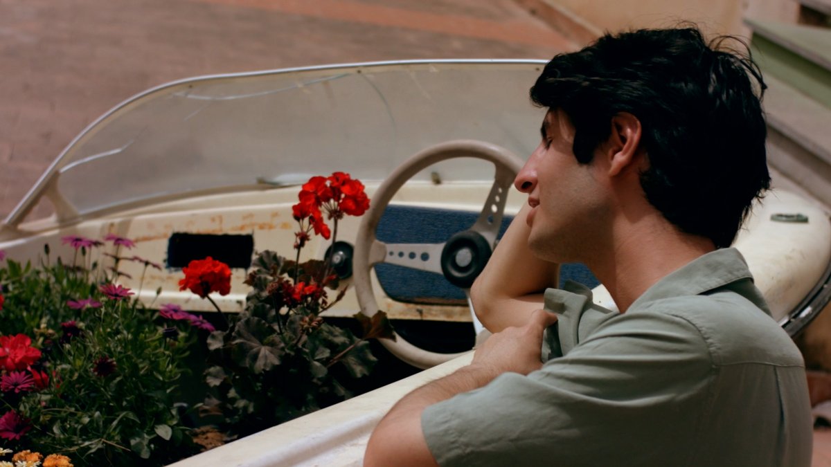 'Palermo' Music Video out this Friday 🇮🇹 🍊 you can sign up to my mailing list here... mailchi.mp/7c9c6a0700b7/p… #palermo #musicvideo #goodfriday #easter #holiday #film