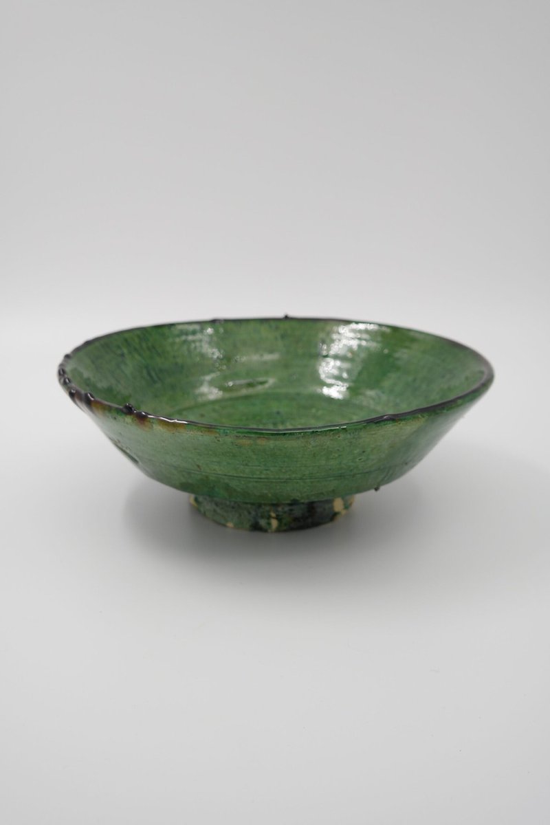 johnkaiser13's tweet image. Groene schaal uit Tamegroute: lttr.ai/AAMnd
#groen #helplocal #schaal #aardewerk #webshop #fairtrade #handgemaakt #DeGroeneKleur #TamegrouteGroeneSchaal #GroeneSchaal