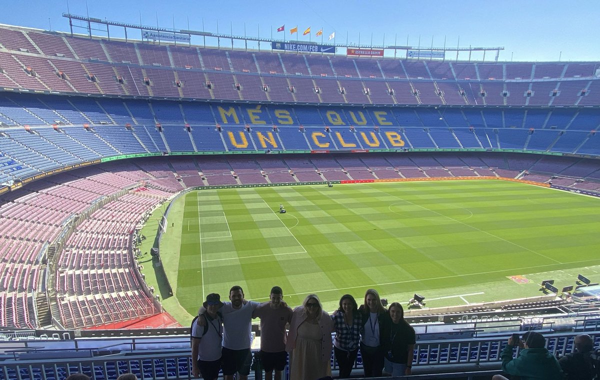 johnflamsteed's tweet photo. A top morning in the city of Barcelona for everyone, culminating in a stadium tour of Camp Nou #ForçaBarça #MesQueUnClub #JFontour https://t.co/uNSo2uUliu