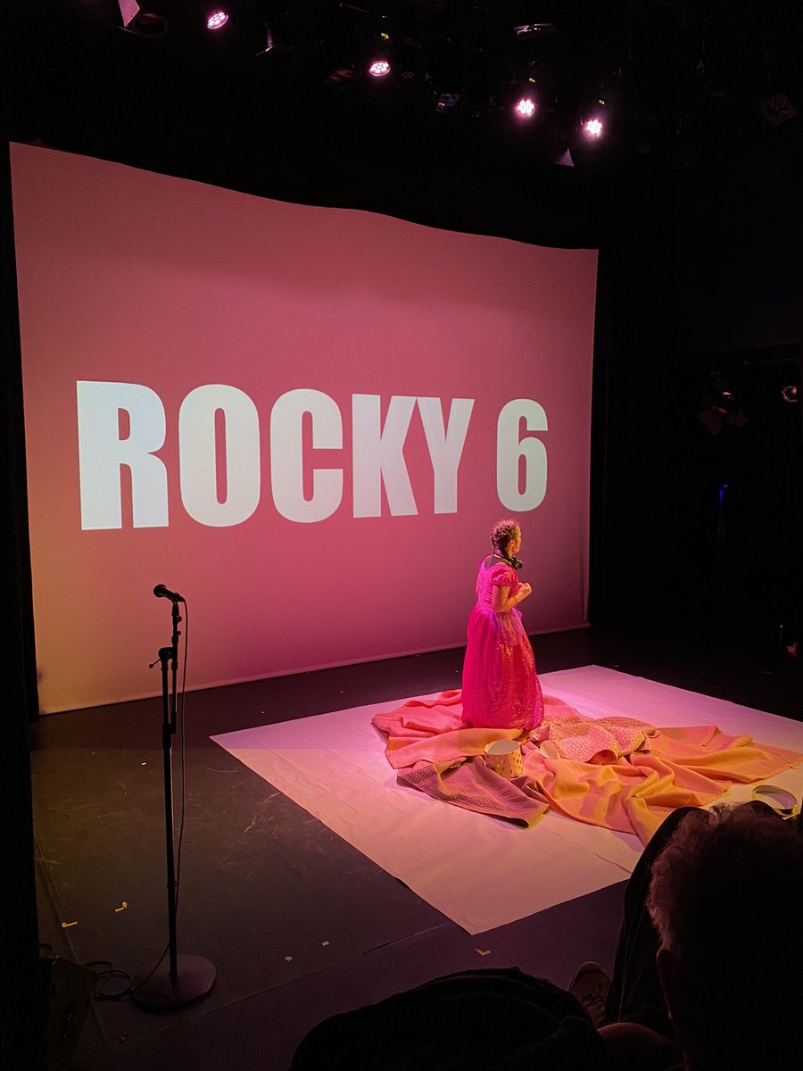 MCLemardeley's tweet photo. Heureuse de découvrir les jeunes talents de la scène parisienne à la soirée de lancement de #CreartUp ✨
Très belle opportunité pour les étudiant⸱e⸱s, ce festival est une nouvelle preuve de l’engagement de @Paris pour la culture et la confiance en sa jeunesse. https://t.co/Pa0fJX5Nm1