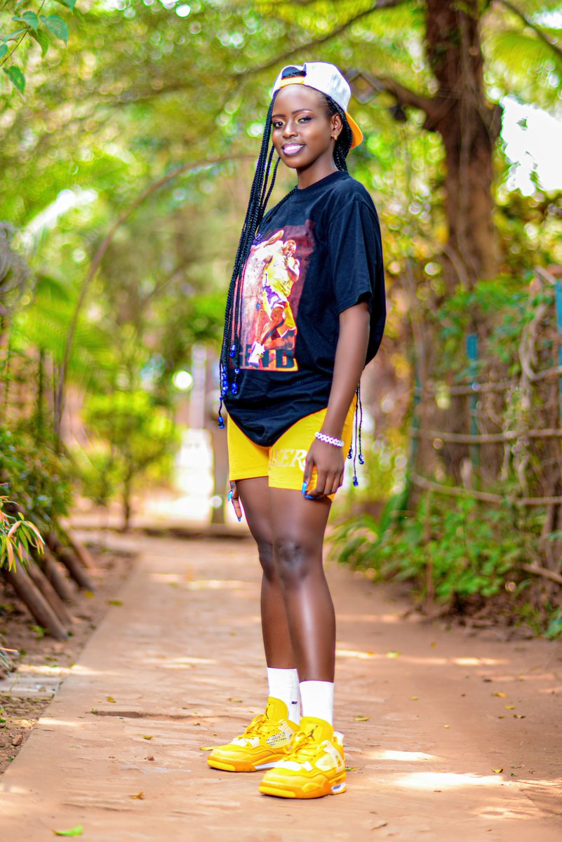GabbyMirembe's tweet photo. As Easter s approaching remember #mpora is stil trending ba loves https://t.co/76kymAOZXT