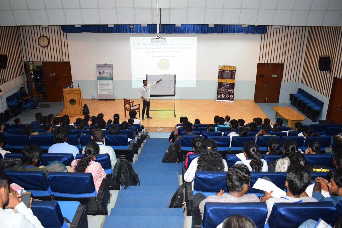 ecsiitmstudchap's tweet image. We successfully conducted &quot;International Workshop on Electrochemical Techniques for Next Generation Batteries&quot; at SRM and IITM. Special thanks to @iitmadras .  linkedin.com/posts/ecs-iitm…… linkedin.com/posts/ecs-iitm…… #IITMadras #SRM #Madras #event
