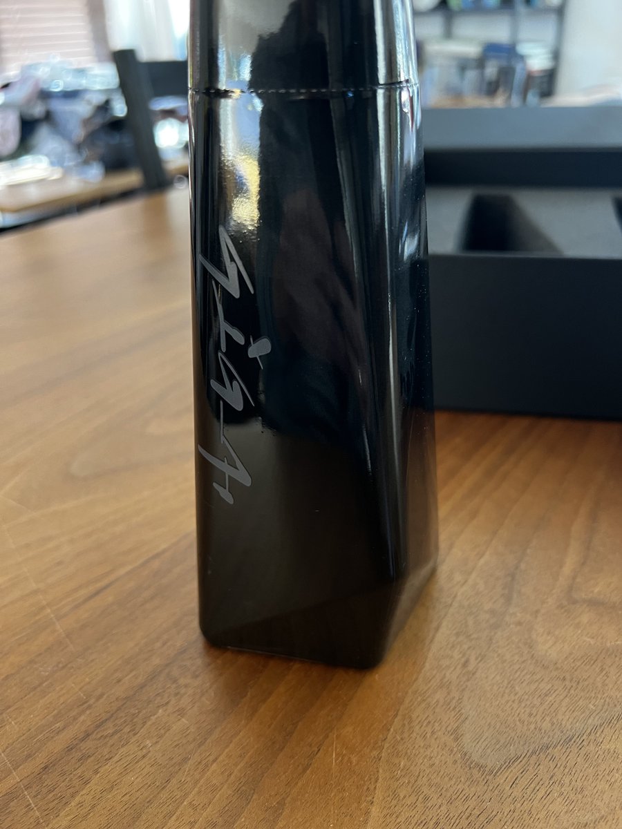 Dr Buck, Hedge Fund Whisperer on Twitter "elon could just sell bath