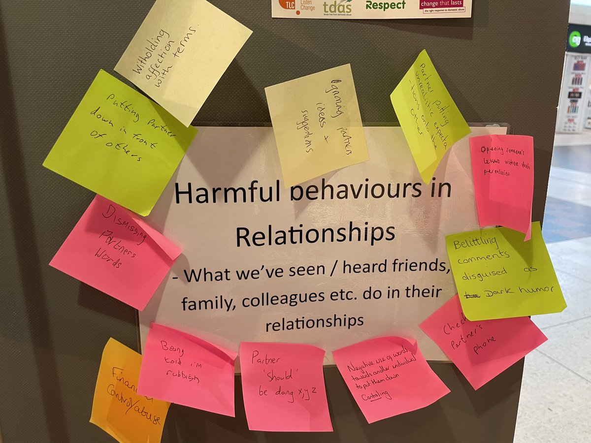 We’re at @calmcic in #Stretford Mall, promoting #MakeChangeHappen, our community awareness around harmful behaviours in intimate relationships. We’ve asked ppl what they’re seen/heard friends, family, colleagues etc do in their rel’ships that might be harmful:great answers!