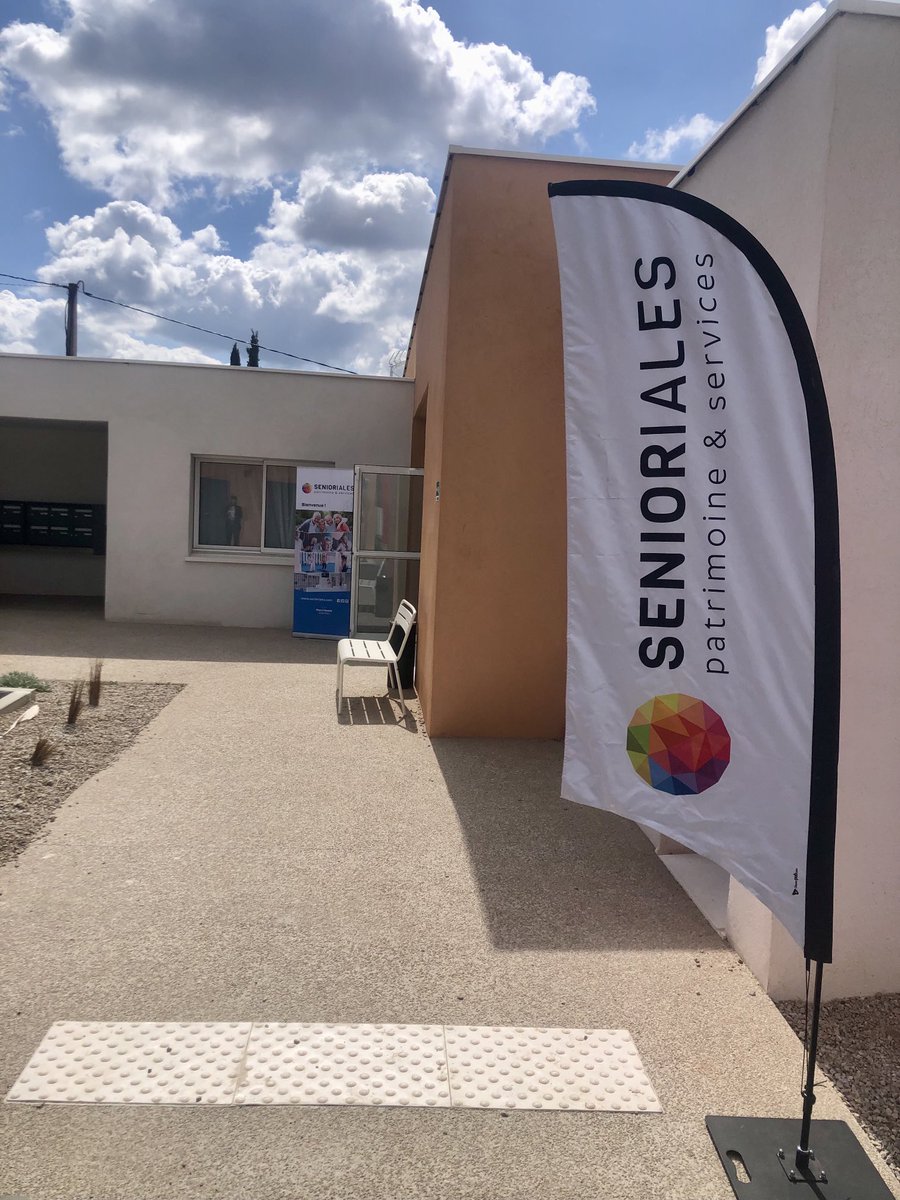 FabianPanigoni's tweet photo. En place aux @senioriales de Pourrieres pour l’inauguration de cette très belle résidence village. https://t.co/qQhVYC5nRH