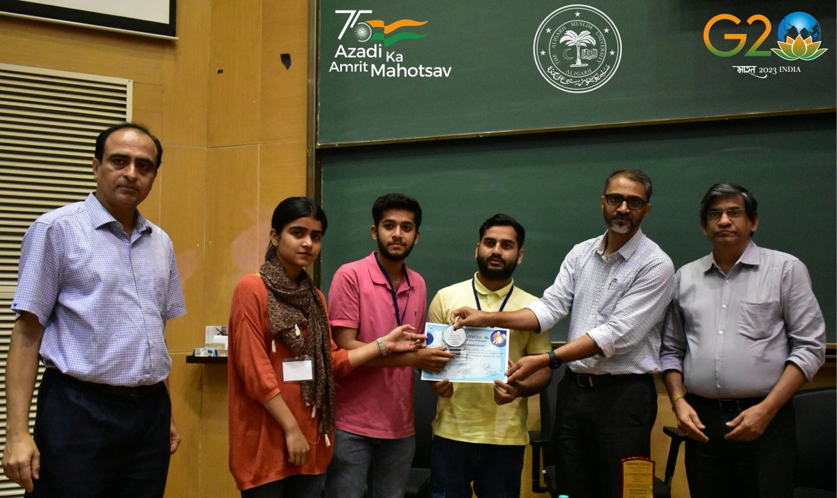 Aligarh Muslim University tweet media