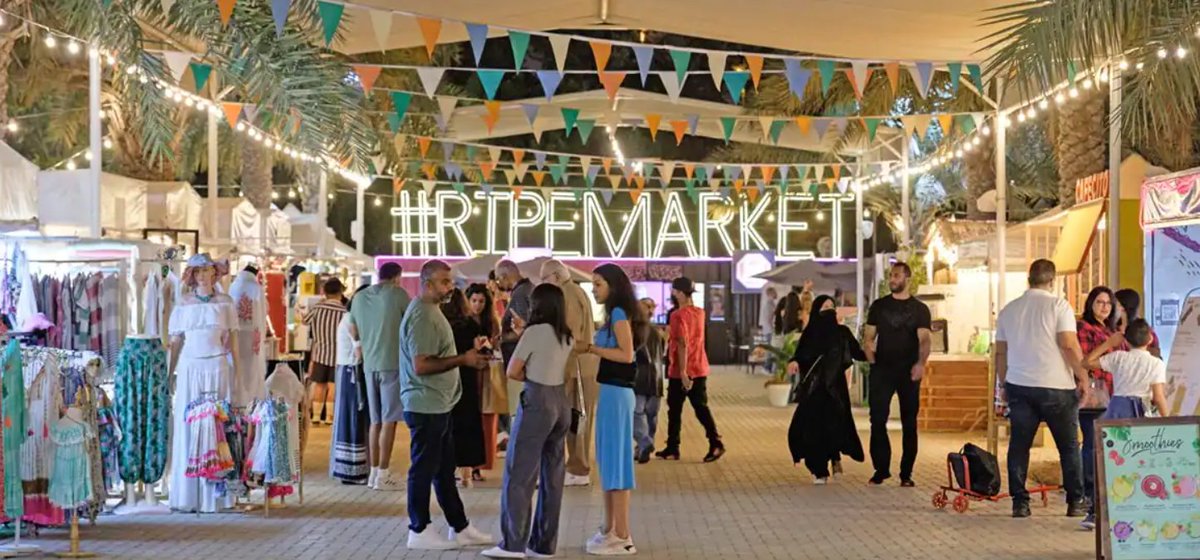 Dubai's night markets have got you covered! 🛍️Get ready for shopping, food, and entertainment galore with the whole family! Check out the list here: https://t.co/5WIRHh4VMD… #Visitdubai #RamadanInDuba 