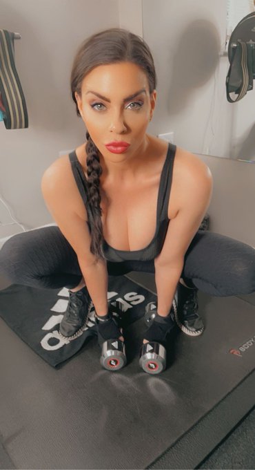 Need a trainer? https://t.co/FcbpJ1vEwF https://t.co/4hDhkMRhYa<a href="/tag/girlnextdoor"class="tags"><span>#girlnextdoor</span></a><a href="/tag/linseydawnmckenzie"class="tags"><span>#linseydawnmckenzie</span></a>