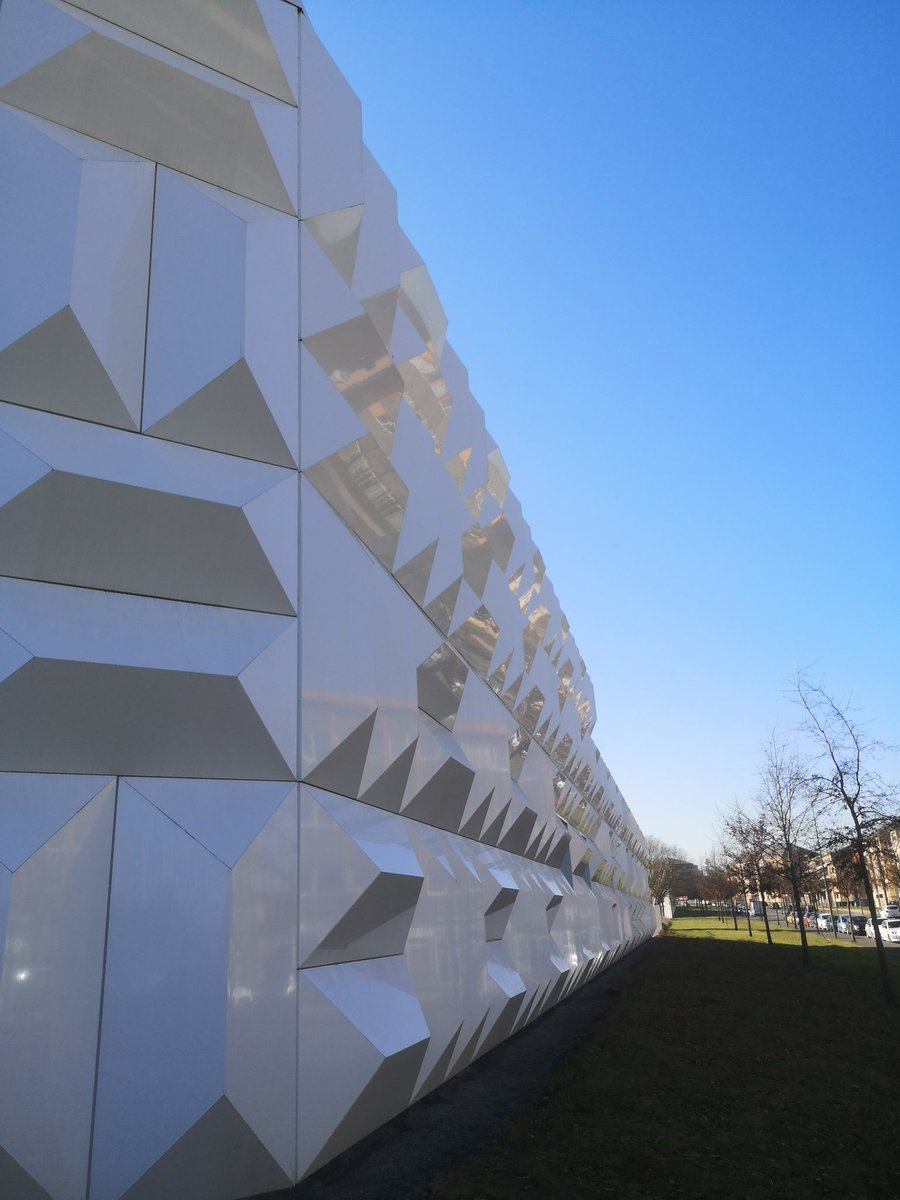 ECND_Academy's tweet photo. Visite du #Technocampus Acoustique &amp; Matière 🥼

L'installation de la halle Contrôle Qualité, où se situeront les équipements dédiés aux #CND, suit son cours ! https://t.co/oyhWaGSMJm