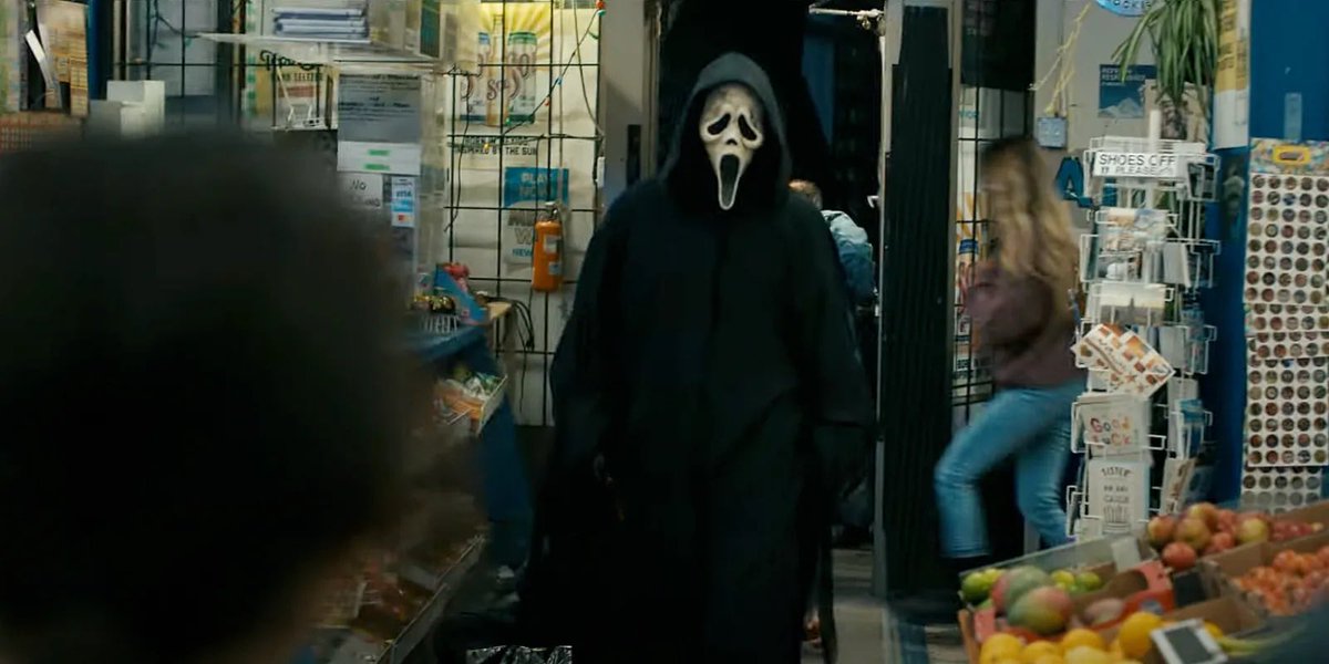 screamsourcee's tweet photo. Rate the bodega scene out of 10!! #ScreamVI https://t.co/WqZ20NyLRl