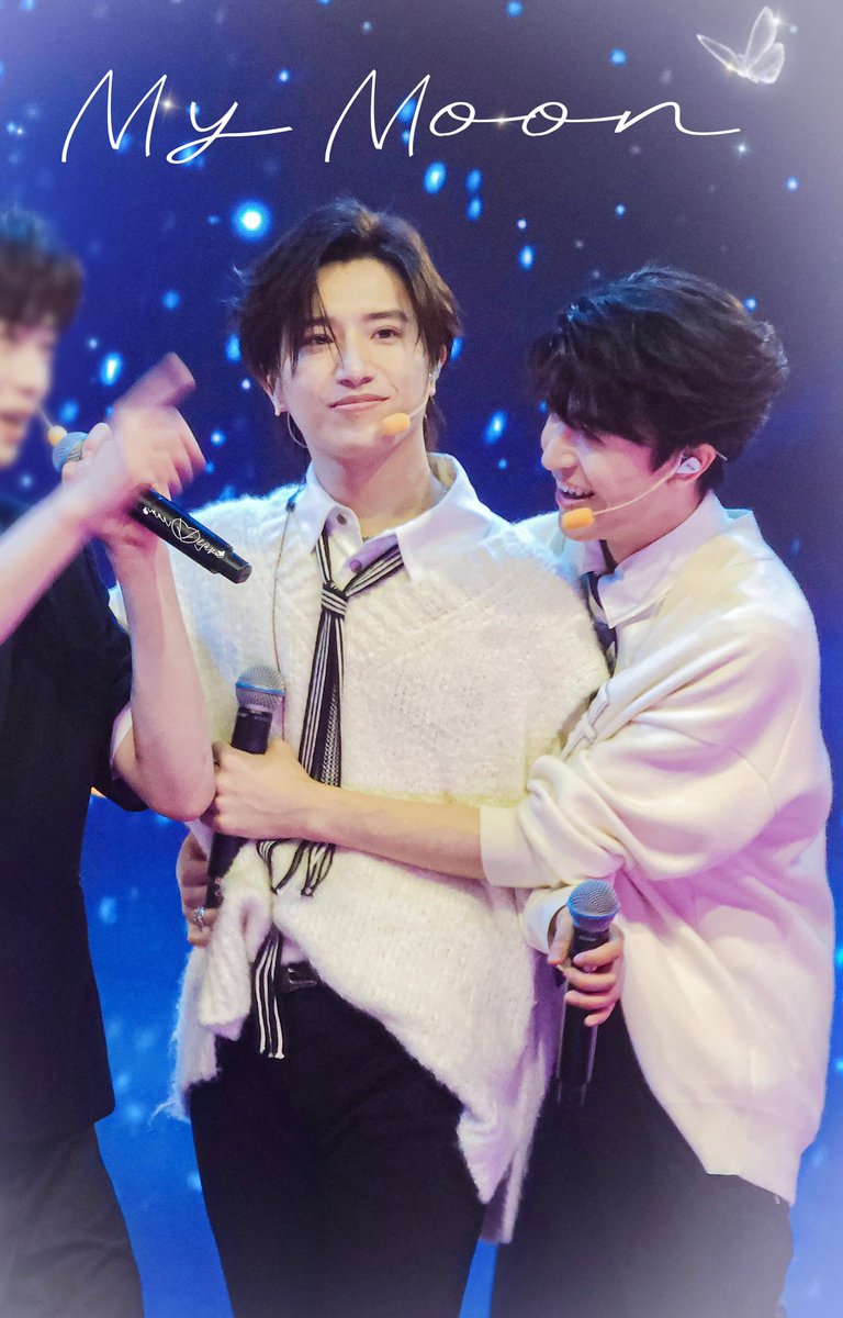 Dejavu__Dream's tweet photo. 𝟮𝟬𝟮𝟯.𝟰.𝟮🇹🇭𝗗𝟮🧩
"我的"
———𝓜𝔂 𝓜𝓸𝓸𝓷———
🌹🌕
#bopat #ป๋อแพท #花浩月远 #INTO1 https://t.co/zgjO3WDfAd