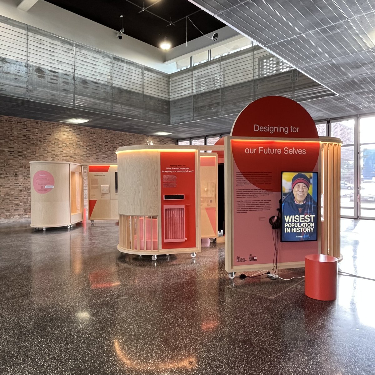 Design Age Institute tweet media