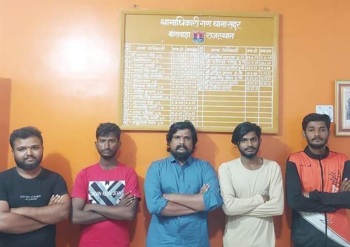 ರಾಜಾಸ್ಥಾನ ಒಂಟೆ ರಕ್ಷಣೆಗೆ ತೆರಳಿದ್ಧ  ಕೆರೆಹಳ್ಳಿ ಅಂಡ್ ಟೀಮ್  ಅರೆಸ್ಟ್ ಮಾಡಿದ ಪೋಲೀಸರು 😓