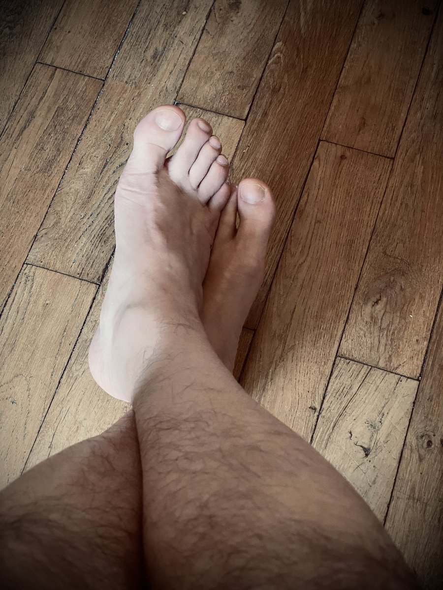 ChillFeetboy's tweet photo. Feet of The day #gay #feet #feetpicsforsales https://t.co/Kxyb3FijTc