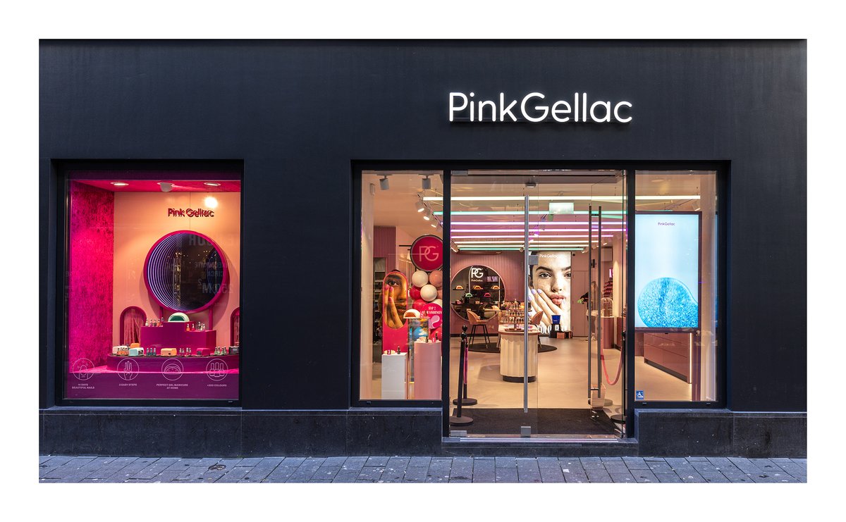 Cygnific's tweet photo. More than 200 colours, premium products and bright hot pink stores? Does that ring a bell? We are excited to welcome Pink Gellac into the Cygnific family! Read more about their premium products, their ambition to grow internationally and our brand-new partnership, on our website. https://t.co/1fKdLuEBGM