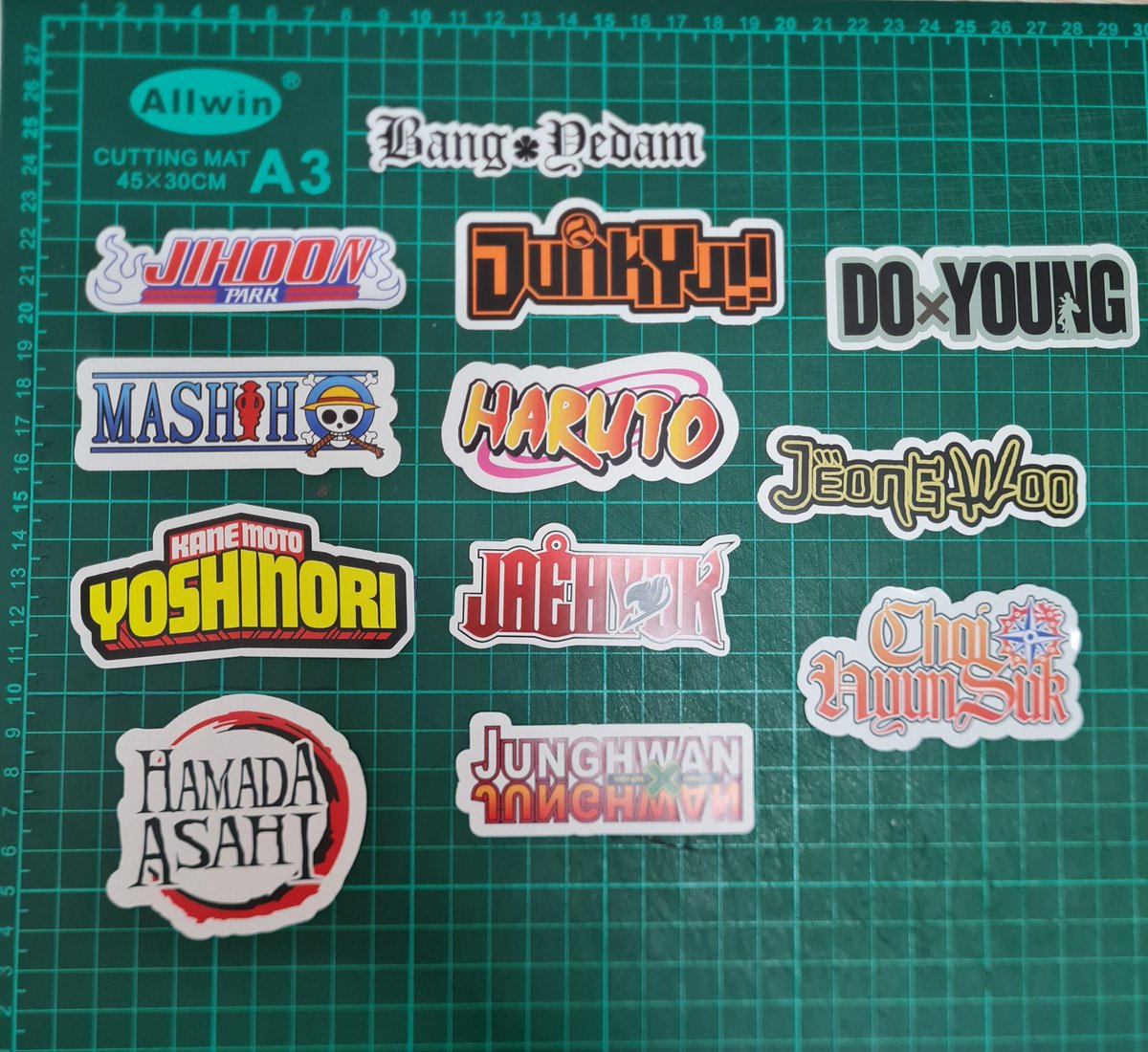 cherrysh_go's tweet photo. [INA GO 🇮🇩 PO ] 

STICKER ANIME TREASURE VER  @teumatchy  

malaysia 

- PO 5- 14 APRIL
- size lebar dalam 8cm 
- matt : sticker pp matte 
- Ship local and tax ❌ ( akan sharing ketika barang sampe diindonesia ) 
grab it fast teume ✨✨🥹

https://t.co/o1JG9IpJ46 https://t.co/r6So78izA9