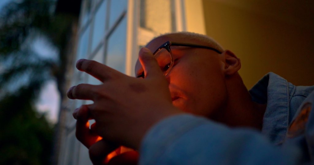 texxandthecity's tweet photo. .@LungeloManzi considers adulthood with visuals for his latest single #BALANCE feat. @LisaMbali_RSA: https://t.co/O1h2egOEdT https://t.co/SWFCUbxvhd