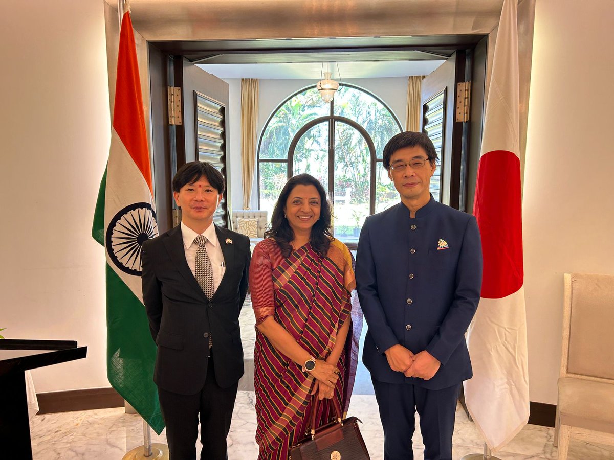 ManishaKayande1's tweet photo. Today visited General Consulate of Japan regarding the upcoming study tour of MLC &amp; MLA's on 11th April 2023 https://t.co/1wLmYLVFc3