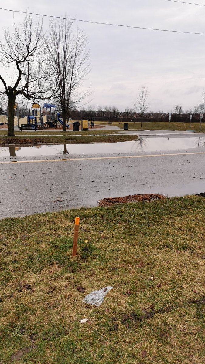 oe74's tweet photo. @cityofguelph the entrance to Margaret Green park is flooded. Looks like it needs a drain clearing. https://t.co/INevm9Cxig