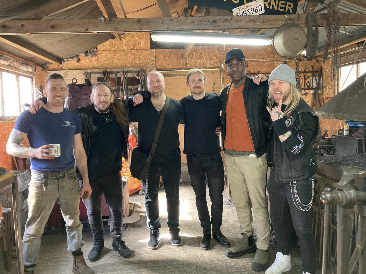 ForgedInBlack's tweet image. Filming wrapped up for an upcoming video! Big thanks to @horsmondenforge for letting us get metal!! #horsmondenforge #forgedinblack #imperativepr #fighterrecords #essexrecordingstudios #heavymetal #britishmetal