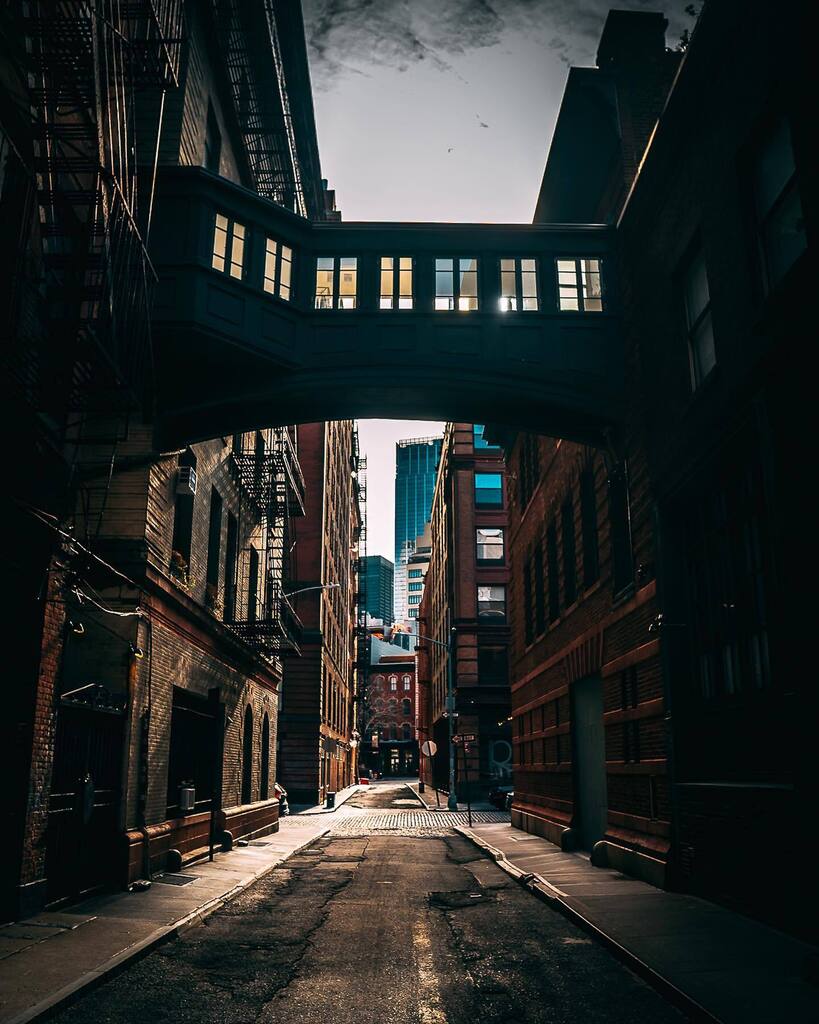 On The Street - J.Hope ft J.Cole
.

#nycphotographer #nycprimeshot #newyorkcity #madewithlightroom #streetgrammers #newyorktimes #street_framez #urbanphotography #streetphotography #nycphotography  #toneception #newyorkstreets  #nycscape  #spicollective … instagr.am/p/CqpusN1uK9g/