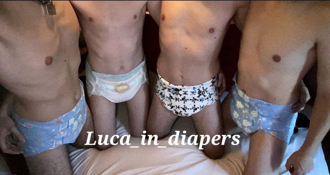 LucaInDiapers's tweet photo. My diaper friends and I had a great afternoon in Munich. https://t.co/ZumORzKw4a