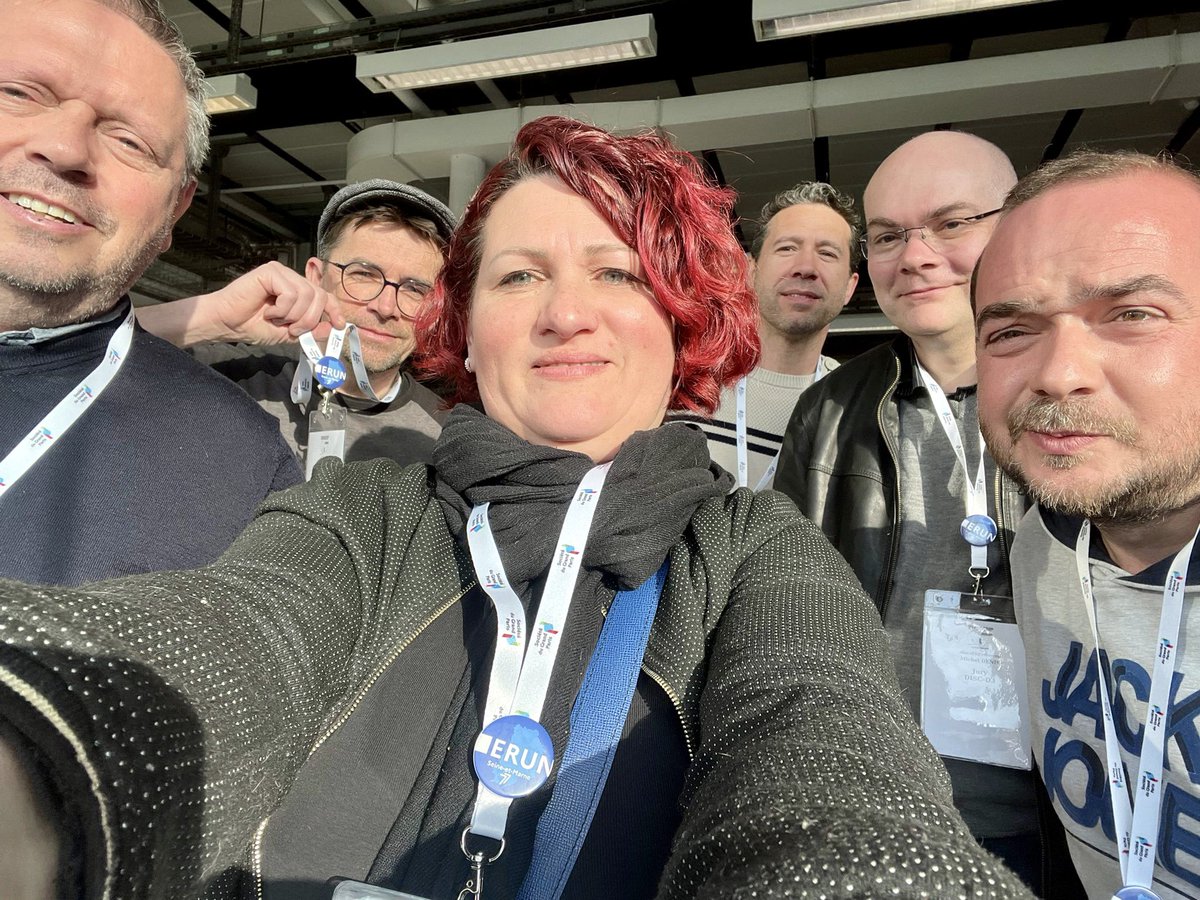 GauthierJu77's tweet image. Merci à tous les collègues #erun pour cette grande première ! 🤖🦾 #primaire #cycle1 #cycle2 #cycle3 #robot #dash #beebot #bluebot #thymio  @RoboCupJuniorFr @FFRobotique @dsden77 @AcCreteil @RAIledeFrance @a_biarrotte @sandra_raoul @AdrienGuillau12 @alex301076 #pedra