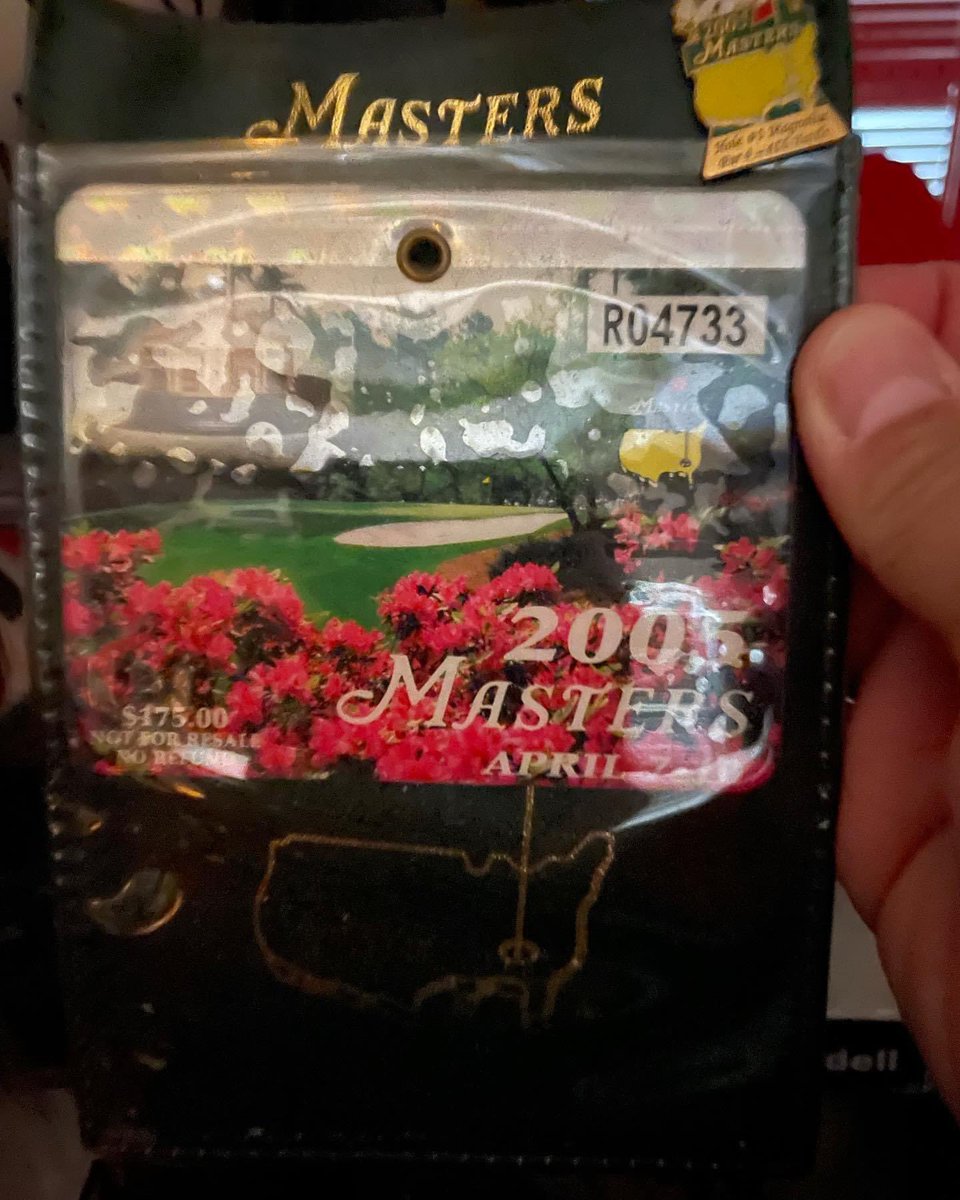 I saw Tiger Woods Win the #TheMasters in 2005. It was one of the most amazing sporting events I have ever attended ⛳️🏌🏽

#AugustaNational 
#TigerWoods
#TheMasters 
#PGA