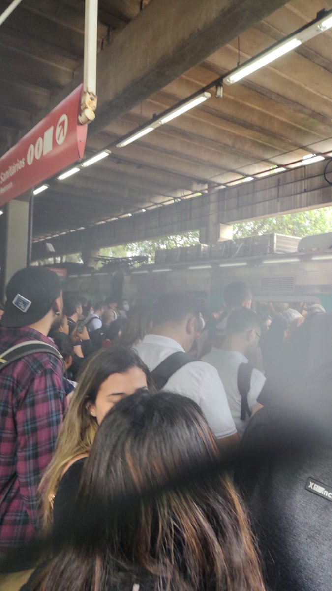 jaime007sa's tweet photo. @_Linhas8e9 "Normal" em Pinheiros https://t.co/b7Md4EwvTf