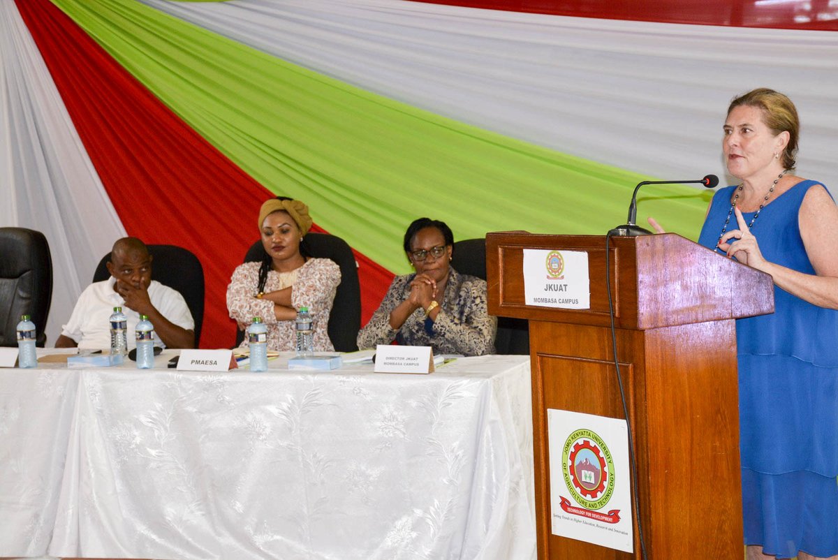 DiscoverJKUAT's tweet photo. The Costa Rica Ambassador to Kenya, Her Excellency Giovanna @valverde_stark gave a public lecture on the thematic areas of climate change and blue economy at our @jkuatMsa Campus. The event was officiated by the DVC RPE Prof. Kwanza. ^DP
https://t.co/2rneK0TyBU https://t.co/uprHx9ndc9