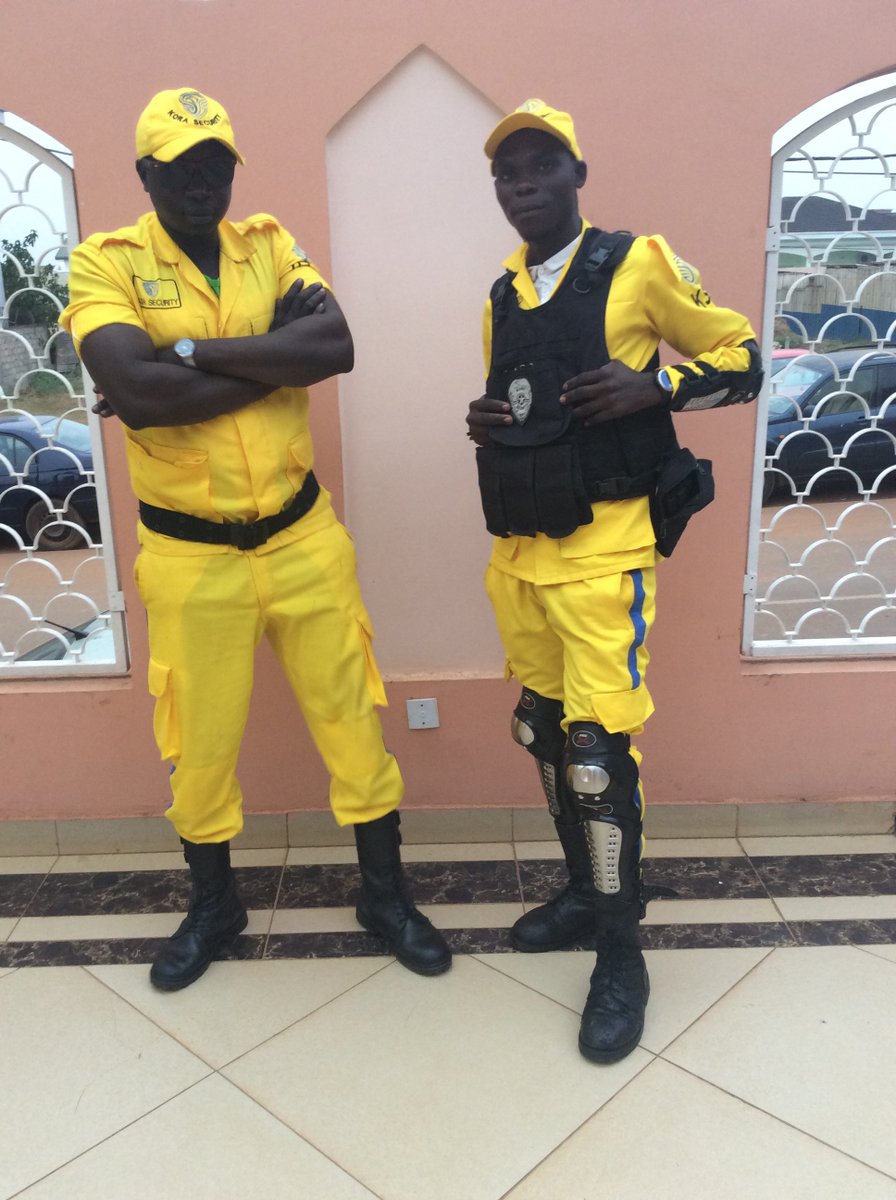 KoraSecurity's tweet photo. Nos agents!!!👮🏽‍♂️👮🏽‍♂️

Force et professionallisme!!!💪🏽💪🏽🦾🦾
Contactez-nous....
222 207 153
https://t.co/wEMliS9r5C
Korasec@outlook.fr

#security #kora #agent #agentdesecurite #gardiennage https://t.co/wCdux5xrwe