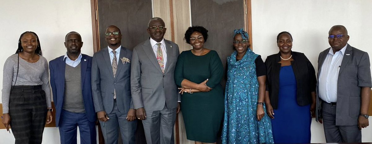 IsaacKalua's tweet image. Towards a passionate green agenda with fruitful discussions between @ForeignOfficeK, @StandardKenya and @greenafricaorg. #FromPlanToAction #GreenJustice2023 #Kenyans  #