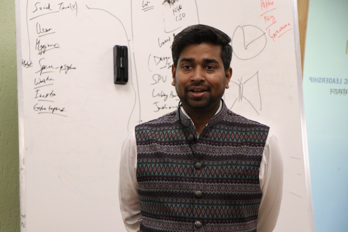 iidlpgp's tweet image. Mr @subhamize  took sessions on Intro to Governance, Good  Public Policy, along with case studies at @iidlpgp