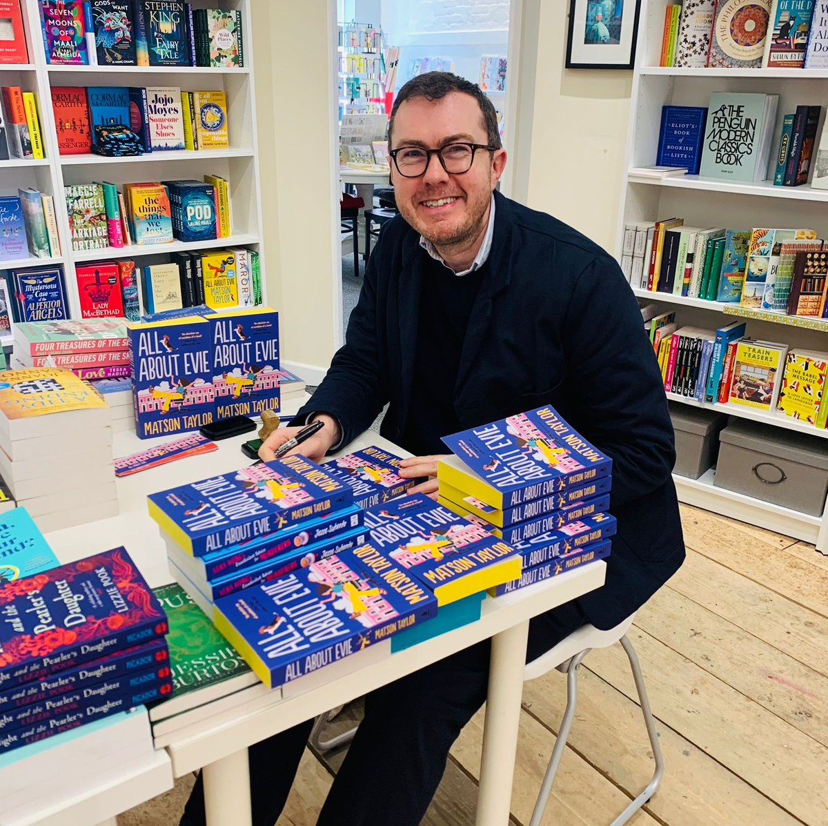 Kibworth Books tweet media