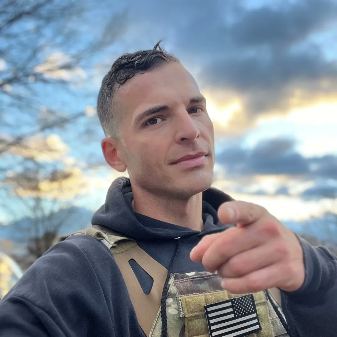 JKMcMillion's tweet image. What standard are you aiming for? 

Remember, the standard is the bare minimum to be successful. If you fail to meet that, you fail to meet the standard. 

#leadershippodcast #leadershipblog #talesofleadership #leadership #leadershipcoach #servantleadership #inspire