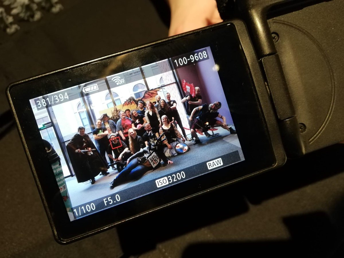 RedOneArt1's tweet photo. It was one hell of a Saturday at Pathe Leeuwarden last weekend. It was the opening weekend for #DungeonsAndDragonsMovie: Honor Among Thieves, and because of Mythemakers, there was much to do. Workshops and vendors, cosplays and art. Something for everybody. https://t.co/mUZ9TIL998