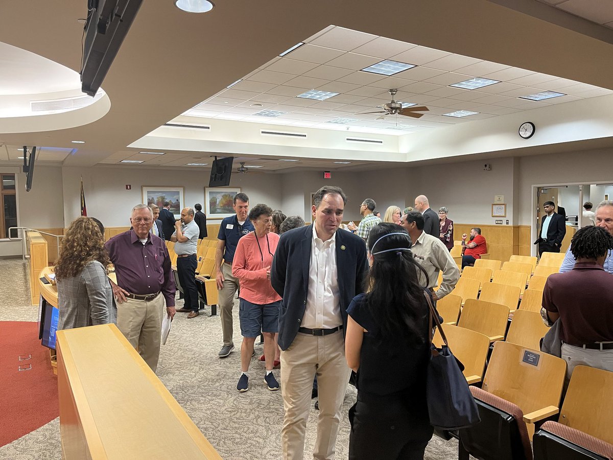 As <a href="/abreezeclayton/">Anderson Clayton☀️</a> has said a time or two before and I’ll reiterate change first states within city government followed by upward mobility to the state level. Look, no one said it would be easy but it is often left with an award. #ncpol  #ncga