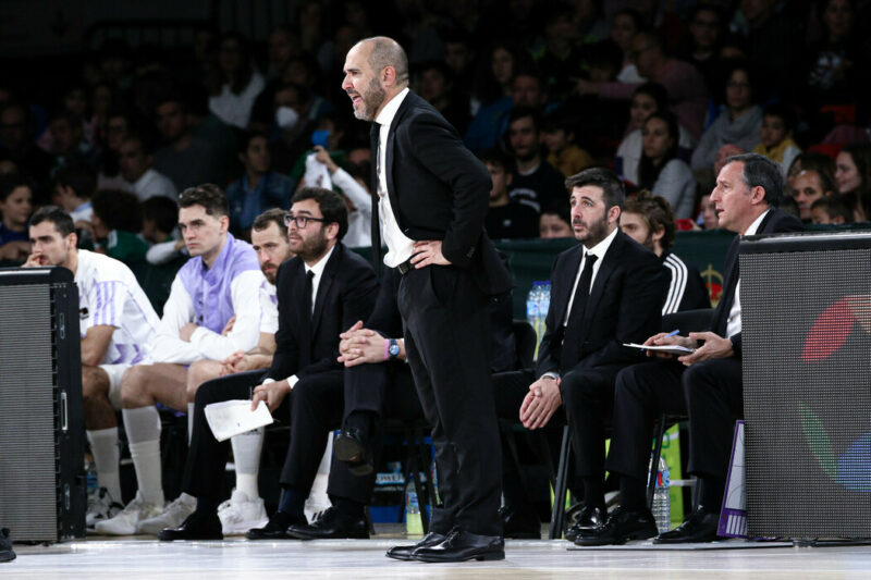 XanRamosPineiro's tweet photo. Lo prometido es deuda: aquí tenéis los perfiles de los 43 entrenadores ayudantes ACB de esta temporada en un solo artículo.
La idea es que lo podáis usar a modo de consulta cuando queráis saber algo más de alguno de ellos.
Están ordenados por club.
https://t.co/D3gJobZMck https://t.co/QKqK4Im5i9