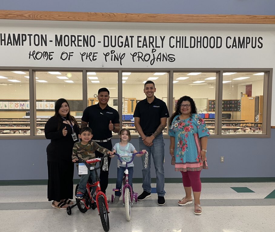 Thank you to Blake Fulenwider Ford for always supporting our HMD Littles! We can’t wait to use the donated bikes for our #bikeathon on April 14th!! Shout out to our coaches for hosting the event! #BeetheWhy #HMDkids