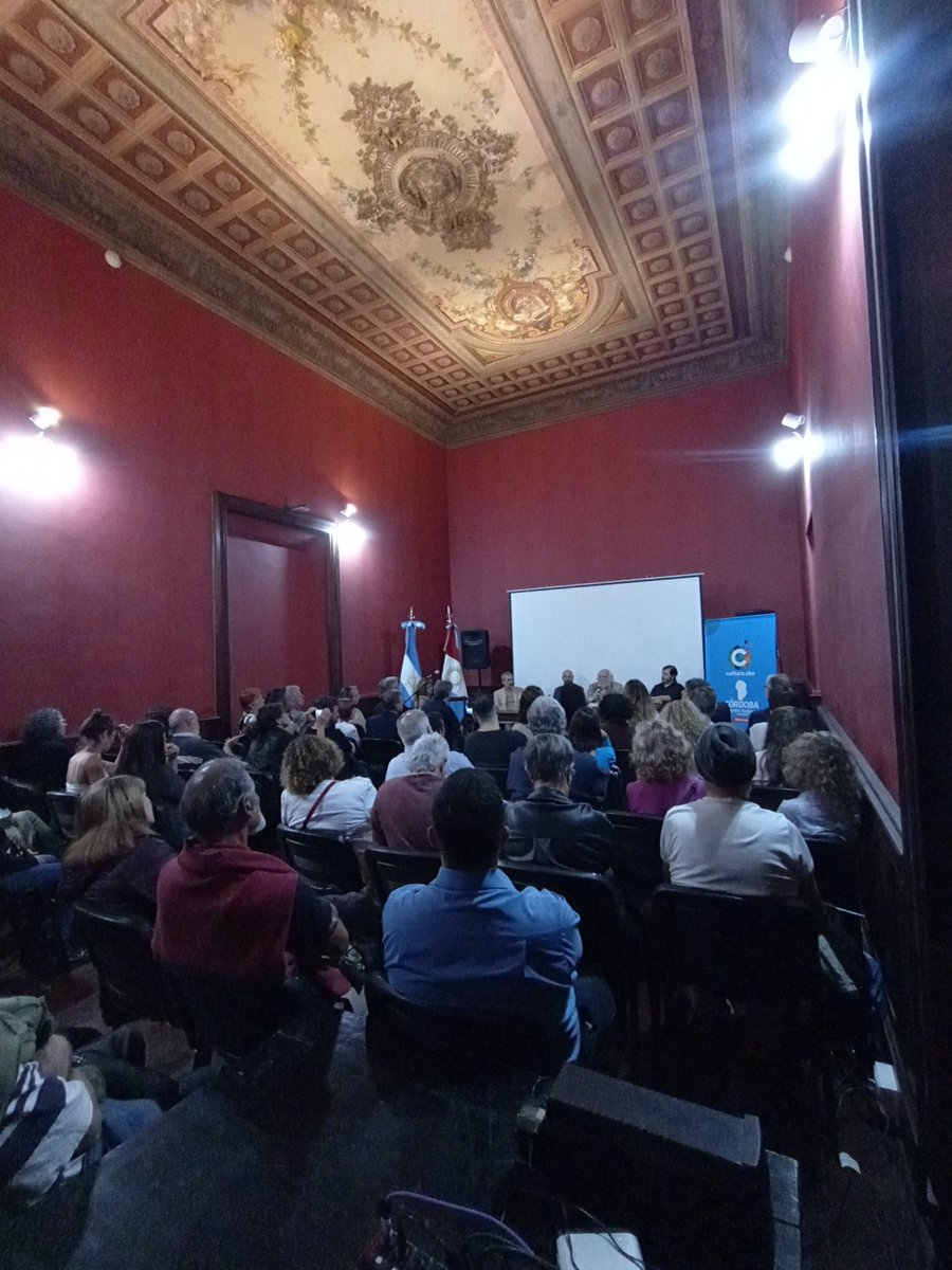 bibliocba's tweet photo. Hoy tuvimos la presencia como dijo la Directora de la casa Griselda Gómez de gente importante y querida en un acuerdo importante en el ito cultural, bienvenida Sede Juan Filloy de Biblioteca Nacional a Biblioteca Córdoba. #biblioteca #bibliotecacba #cordobacultura #culturacba https://t.co/tzw4NR8VFY