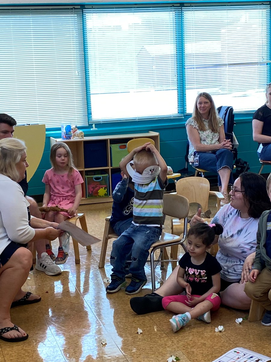 CCPS_CSSRoos's tweet photo. How do you celebrate accomplishments at the end of the 3rd quarter?  You hold Spring Bling Assembly.  Students celebrated achievements, saw the Kangaroo hop in, &amp; dressed up staff in crazy costumes.  What a great way to start spring break!  #infinitepossibilities @CCPSk12 https://t.co/yDKmYITy6r