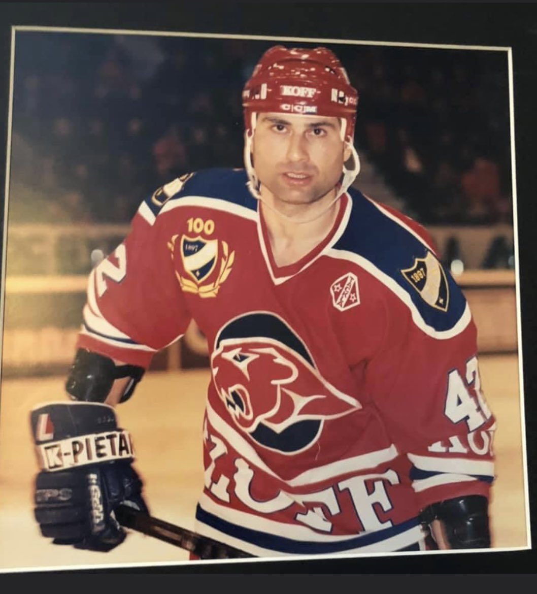 eekakkonen's tweet photo. Nyt tarvittas jeesiä..,
@HIFKHockey #hifk https://t.co/gndeLHpz3a