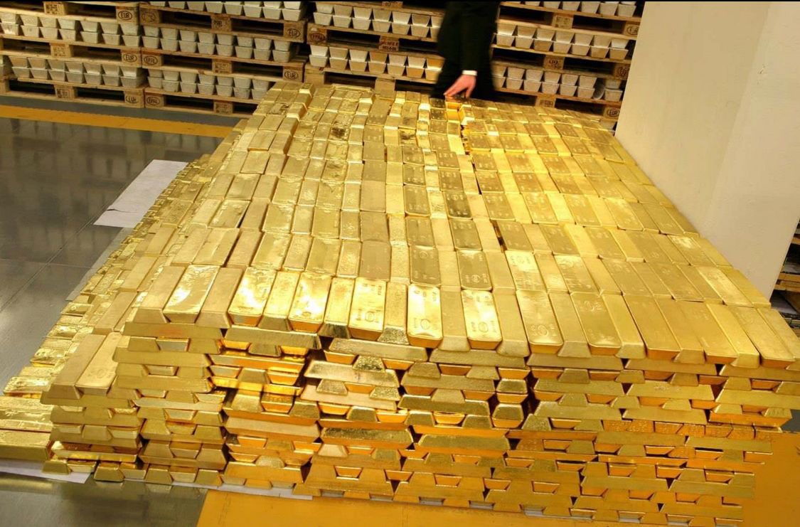 Would you rather have $1.6 billion in #gold or $1.6 billion in #bitcoin. 

You can only pick one and have to hold for 10 years.