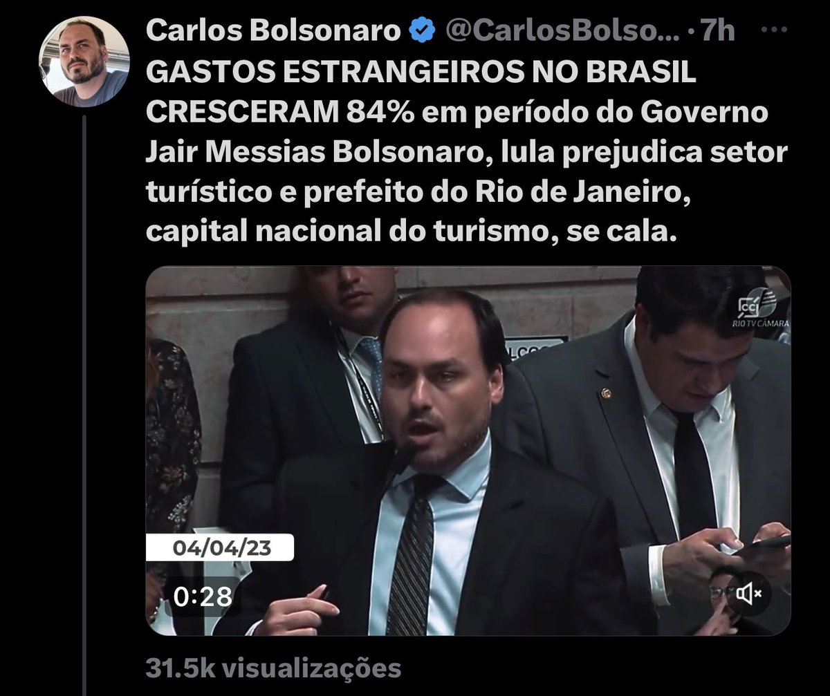 eduardopaes's tweet photo. Gente!  Ele voltou!  Está indo até ao trabalho!  Alguém conta pra ele o que o papai dele fez com o Galeão e pq quase o Rio não tem mais voos internacionais?  🤡🤡🤡👶👶👶. Fica tranquilo!  Tá tudo joia!  💍💎💍💎💍💎💍 https://t.co/vf0MzF0Oro