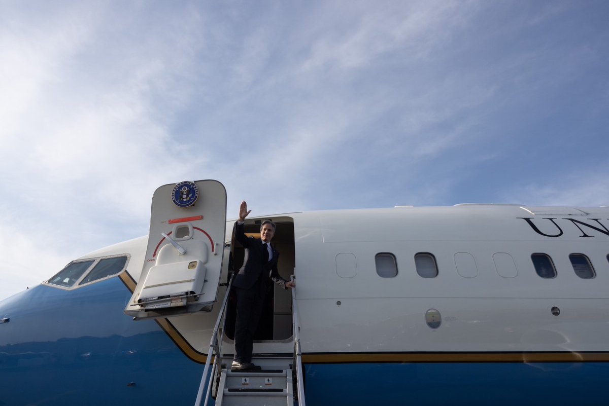SecBlinken's tweet photo. Thank you to our transatlantic partners and Allies for your unwavering commitment to freedom, sovereignty, and democracy. We are committed to supporting Ukraine with security, humanitarian, and economic assistance through the end of the war and Ukraine’s victory. https://t.co/9SrkzvgGqe