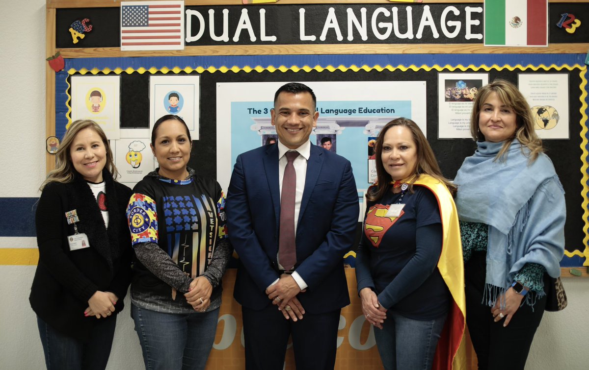 Visiting our community with Dr. Zelaya to be grounded in our work! Thank you to our FME team for sharing their awesome campus and the Maker Space. #BiliteracyStrong #WeAreClintISD